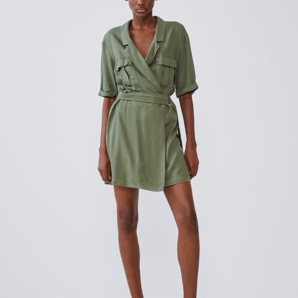 Zara Dress with Pockets - Picture 1 of 4